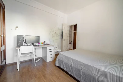 Apartamento T3 para Venda em Castanheira do Ribatejo e Cachoeiras