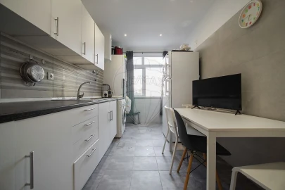 Apartamento T3 para Venda em Castanheira do Ribatejo e Cachoeiras