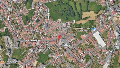 Moradia T2 para Venda em Oliveira do Douro