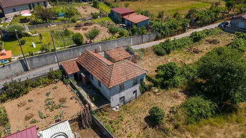 Moradia T2 para Venda em Canedo, Vale e Vila Maior