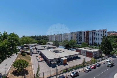 Apartamento T2 para Venda em Agualva e Mira-Sintra
