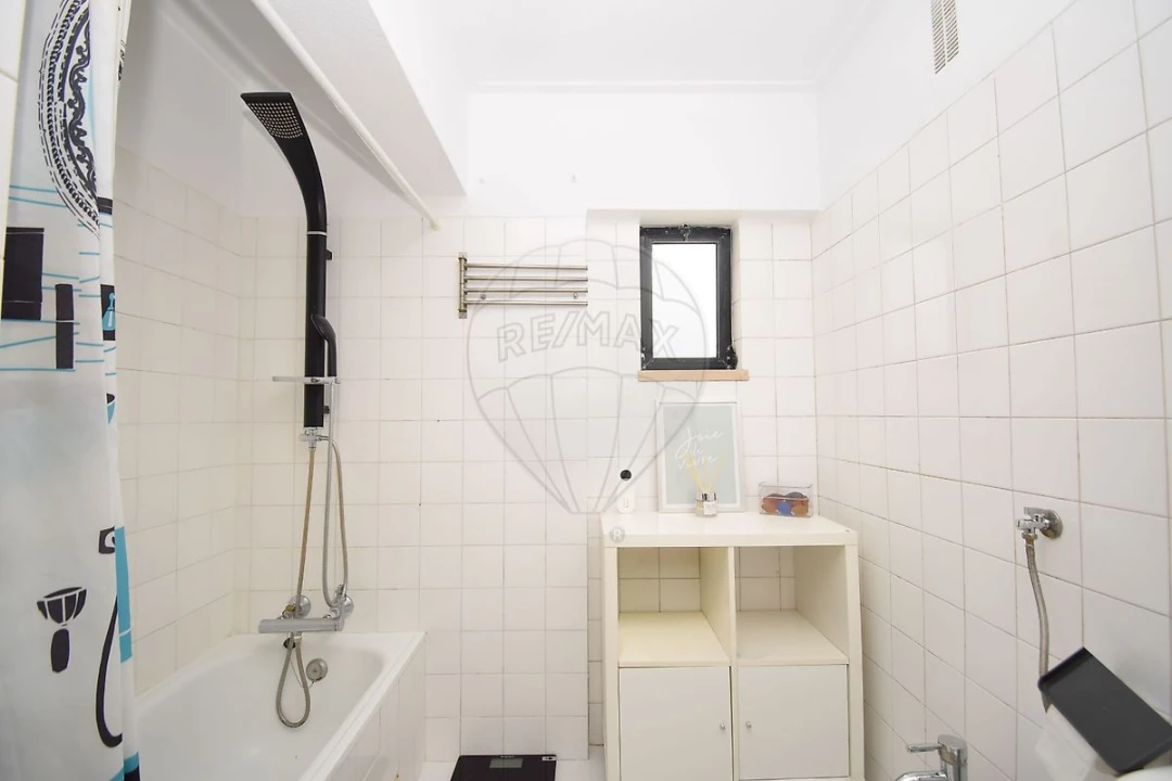 Apartamento T2 para Venda em Cacém e São Marcos Foto 9