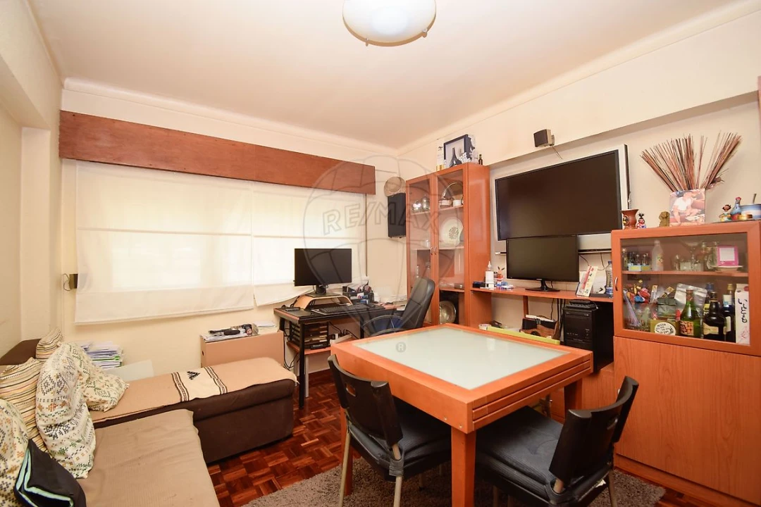 Apartamento T2 para Venda em Cacém e São Marcos Foto 10