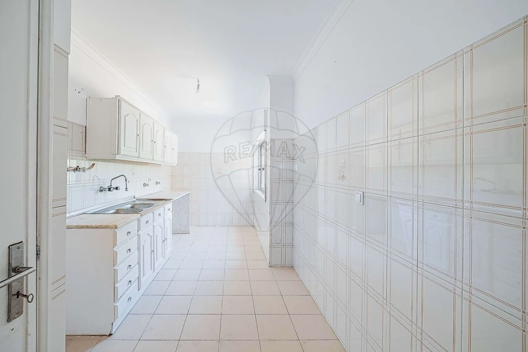 Apartamento T2 para Venda em Alverca do Ribatejo e Sobralinho Foto 6