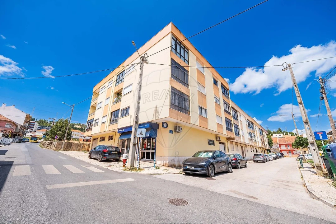 Apartamento T2 para Venda em Alverca do Ribatejo e Sobralinho Foto 40