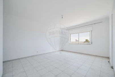 Apartamento T2 para Venda em Alverca do Ribatejo e Sobralinho