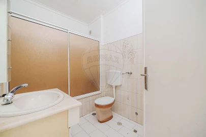 Apartamento T2 para Venda em Alverca do Ribatejo e Sobralinho