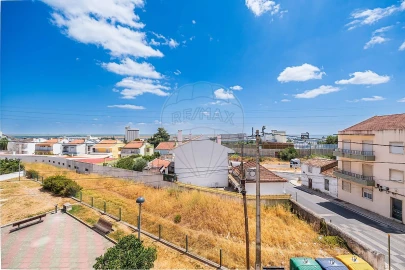 Apartamento T2 para Venda em Alverca do Ribatejo e Sobralinho