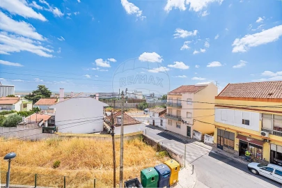 Apartamento T2 para Venda em Alverca do Ribatejo e Sobralinho