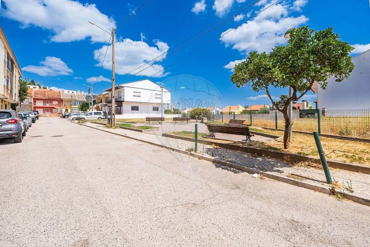 Apartamento T2 para Venda em Alverca do Ribatejo e Sobralinho Foto 41