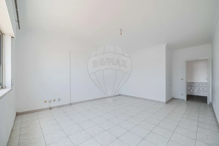 Apartamento T2 para Venda em Alverca do Ribatejo e Sobralinho Foto 4