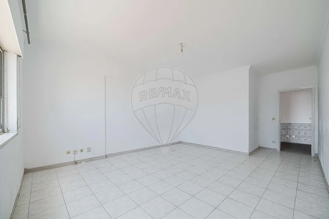 Apartamento T2 para Venda em Alverca do Ribatejo e Sobralinho Foto 4