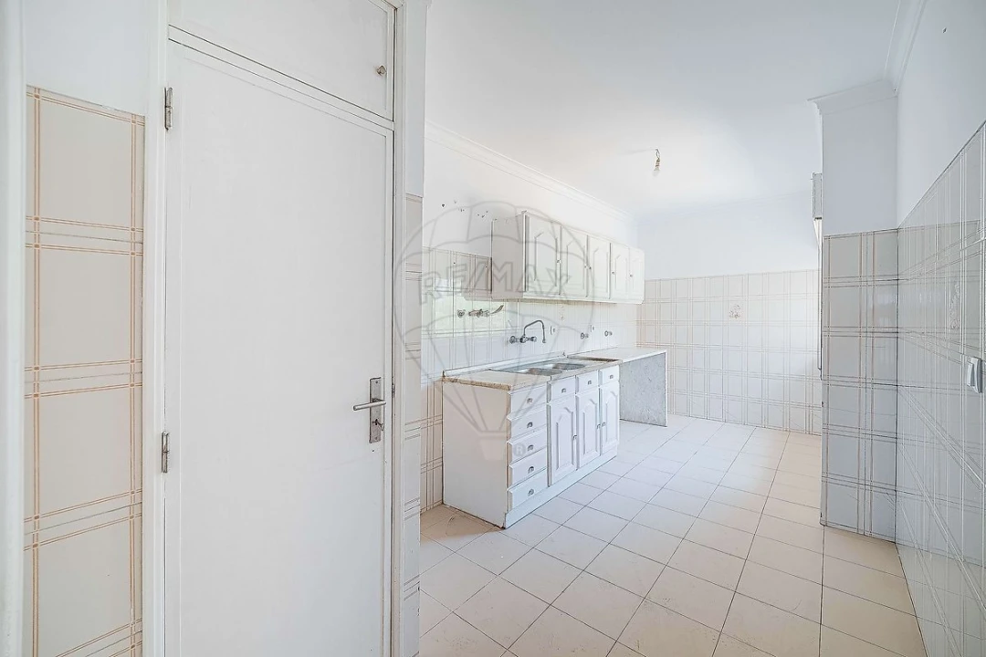 Apartamento T2 para Venda em Alverca do Ribatejo e Sobralinho Foto 8