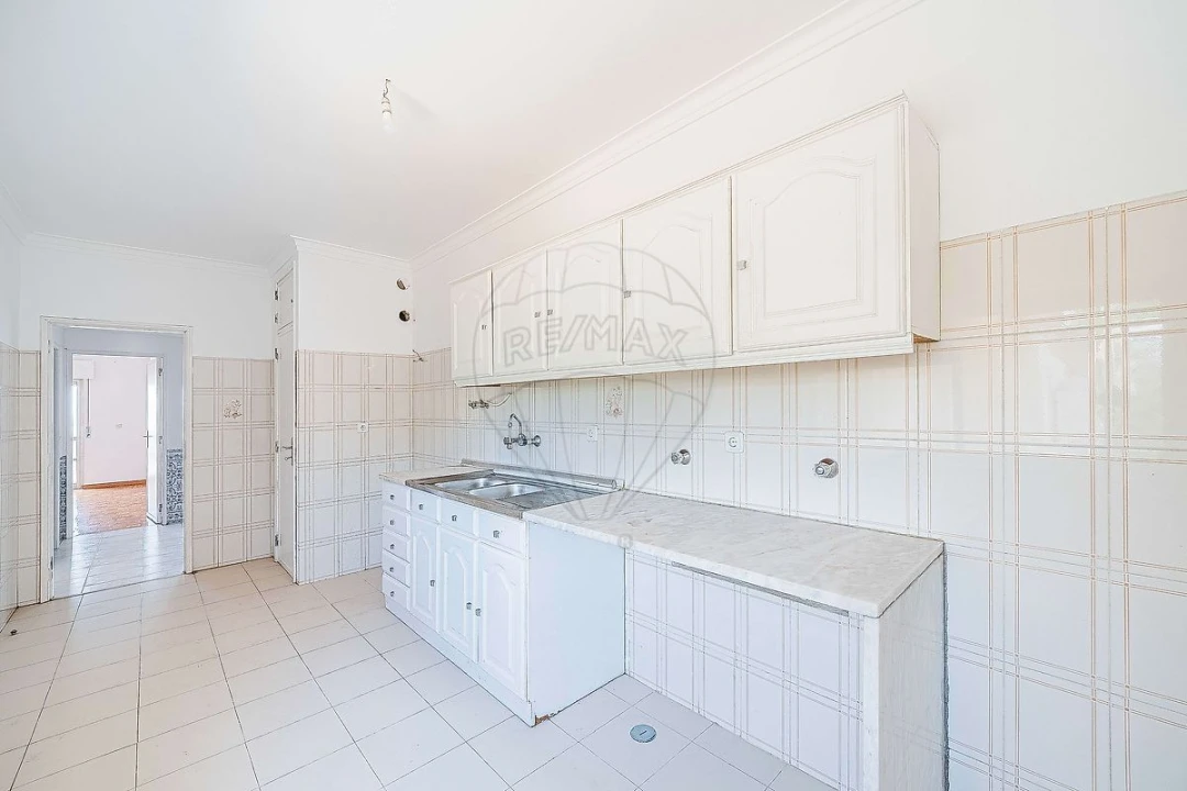 Apartamento T2 para Venda em Alverca do Ribatejo e Sobralinho Foto 11