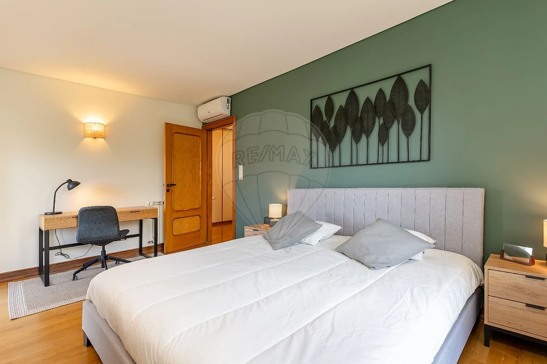 Apartamento T3 para Arrendamento em Sacavém e Prior Velho Foto 38
