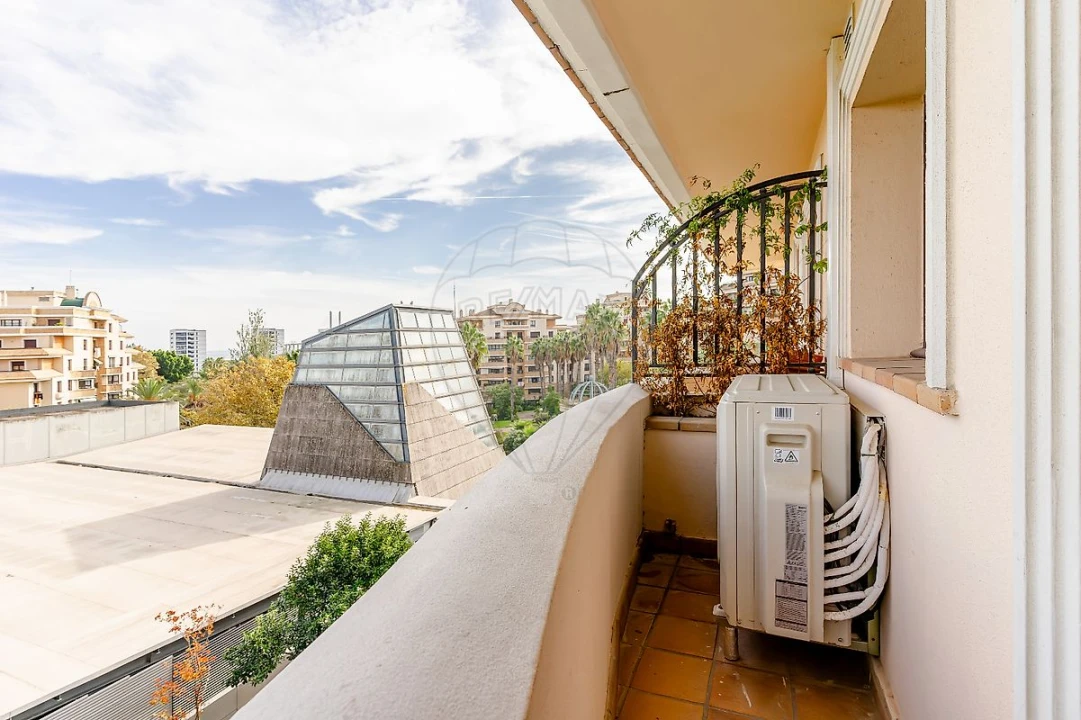 Apartamento T3 para Arrendamento em Sacavém e Prior Velho Foto 27