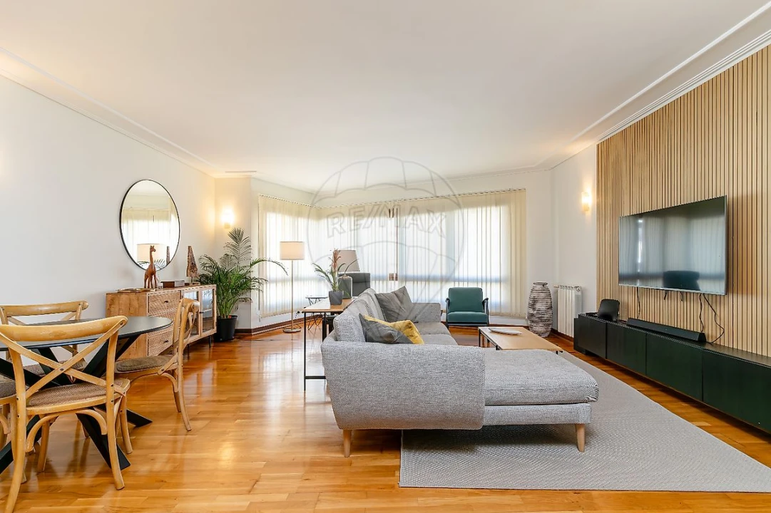 Apartamento T3 para Arrendamento em Sacavém e Prior Velho Foto 37