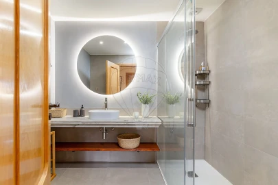Apartamento T3 para Arrendamento em Sacavém e Prior Velho