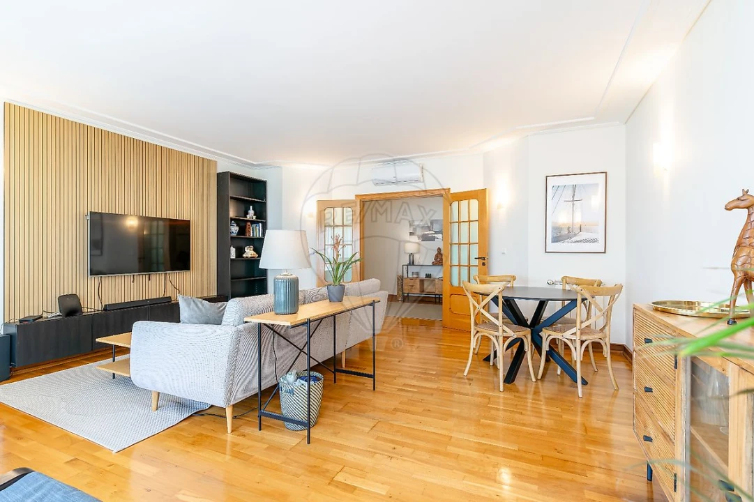 Apartamento T3 para Arrendamento em Sacavém e Prior Velho Foto 33