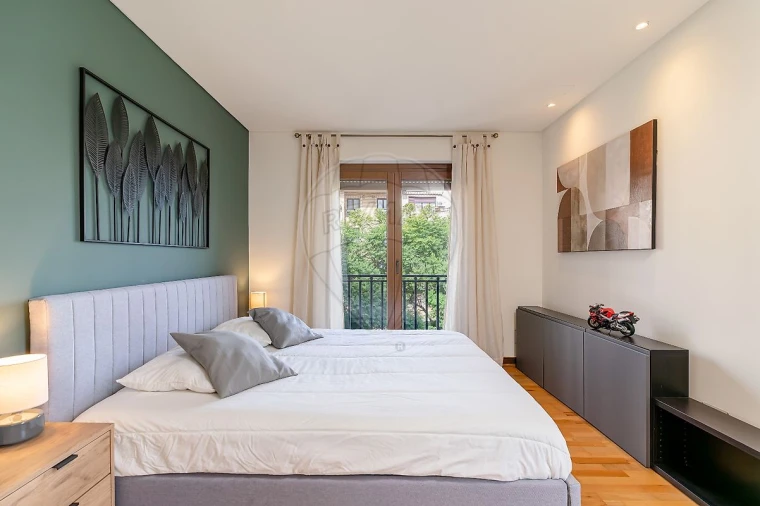 Apartamento T3 para Arrendamento em Sacavém e Prior Velho Foto 17