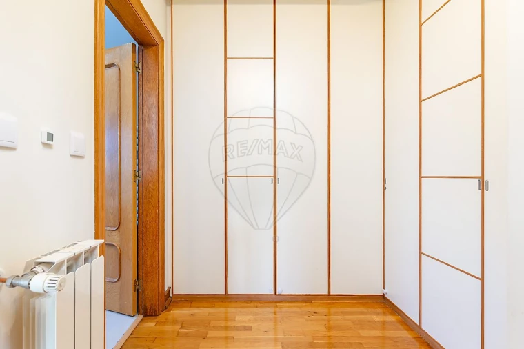 Apartamento T3 para Arrendamento em Sacavém e Prior Velho Foto 13