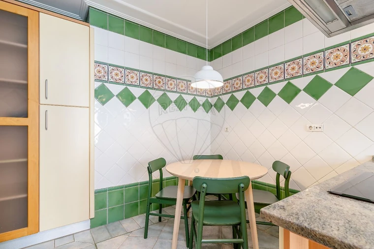 Apartamento T3 para Arrendamento em Sacavém e Prior Velho Foto 32