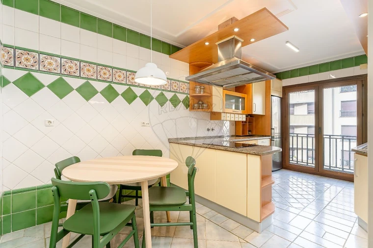 Apartamento T3 para Arrendamento em Sacavém e Prior Velho Foto 14