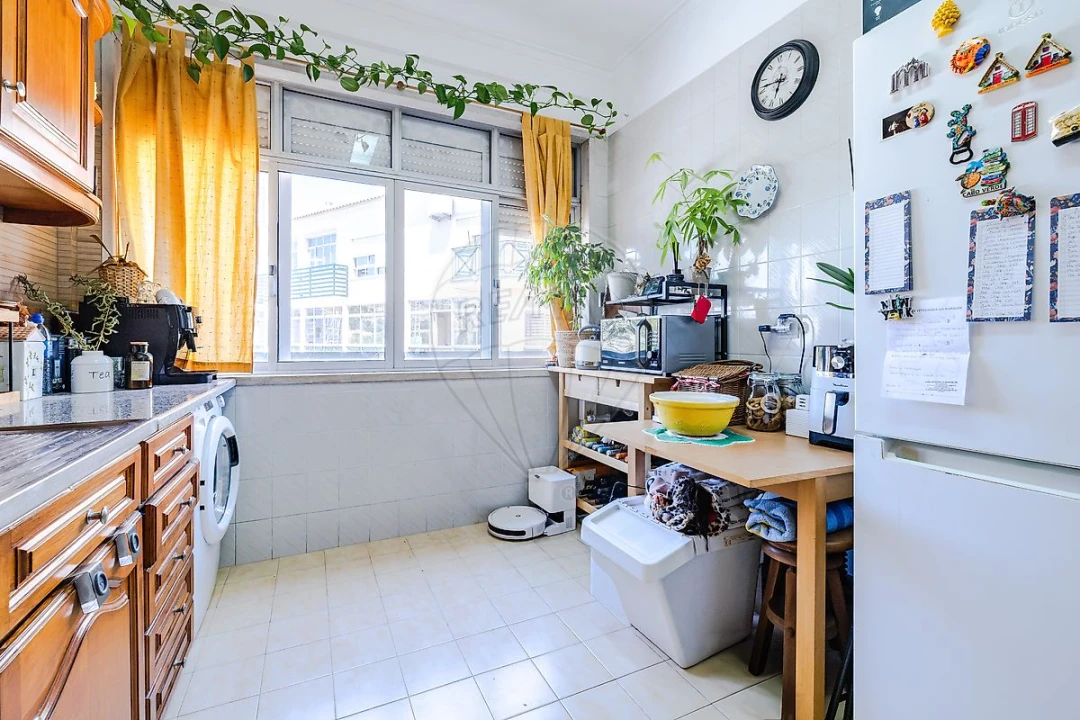 Apartamento T1 para Arrendamento em Carnaxide e Queijas Foto 8