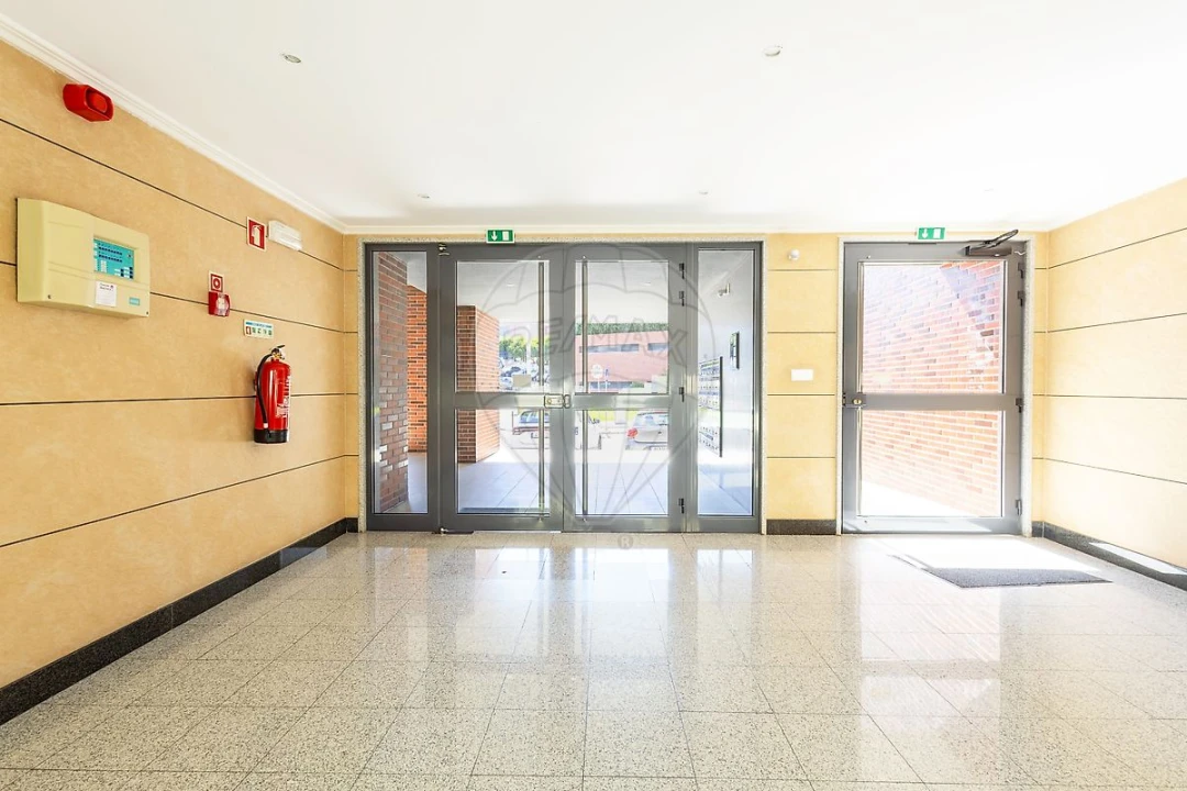 Apartamento T3 para Venda em Alverca do Ribatejo e Sobralinho Foto 5