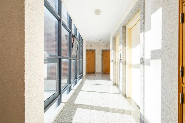 Apartamento T3 para Venda em Alverca do Ribatejo e Sobralinho Foto 8