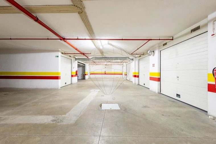 Apartamento T3 para Venda em Alverca do Ribatejo e Sobralinho Foto 40