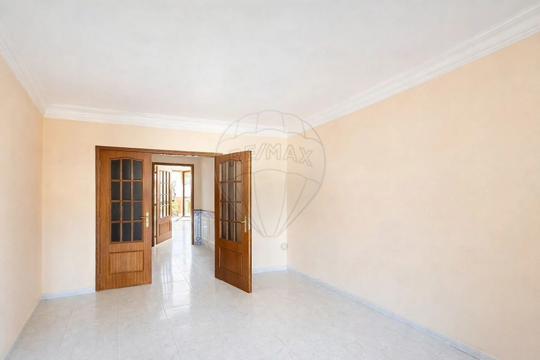 Apartamento T3 para Venda em Carregado e Cadafais Foto 2