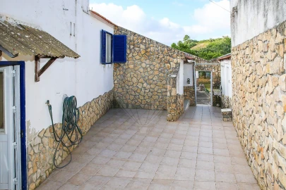 Moradia T3 para Venda em Ribafria e Pereiro de Palhacana