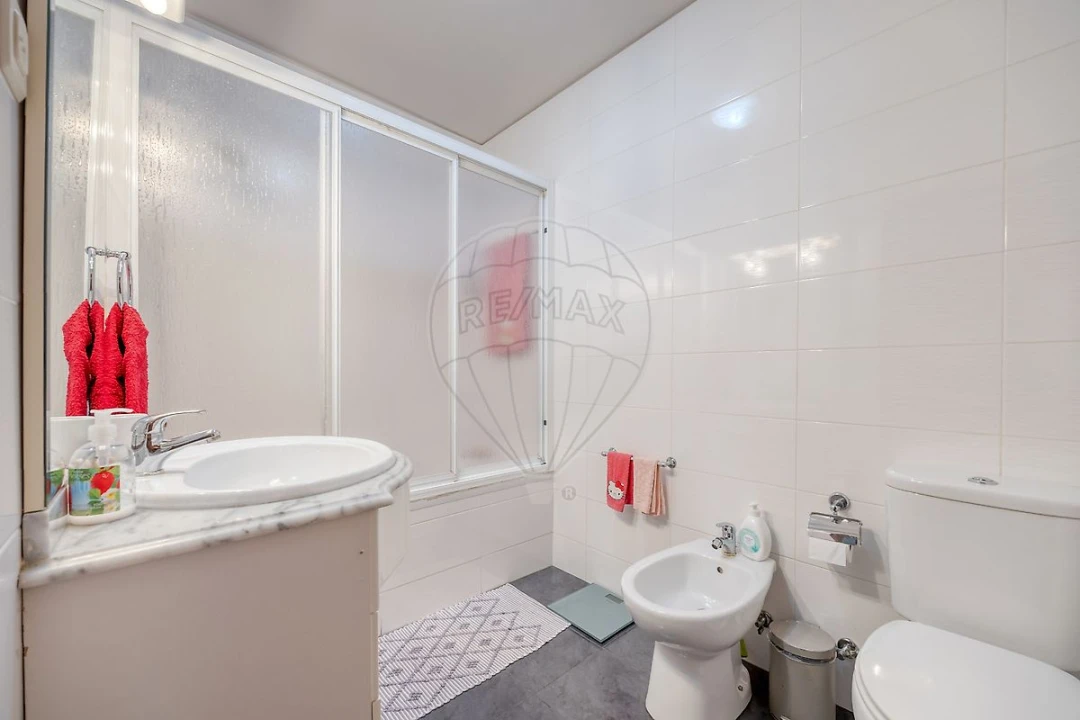 Apartamento T3 para Venda em Mafamude e Vilar do Paraíso Foto 3