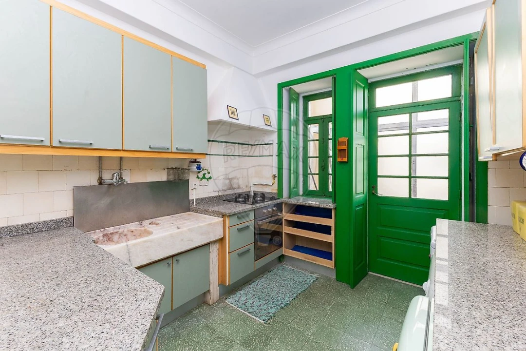Apartamento T2 para Arrendamento em Cedofeita, Santo Ildefonso, Sé, Miragaia, São Nicolau e Vitória Foto 34