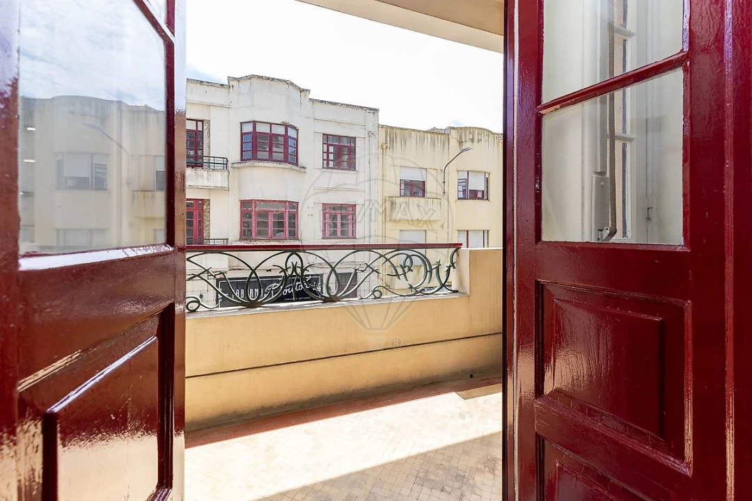 Apartamento T2 para Arrendamento em Cedofeita, Santo Ildefonso, Sé, Miragaia, São Nicolau e Vitória Foto 18