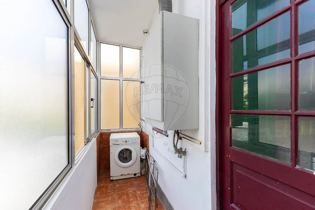 Apartamento T2 para Arrendamento em Cedofeita, Santo Ildefonso, Sé, Miragaia, São Nicolau e Vitória Foto 36