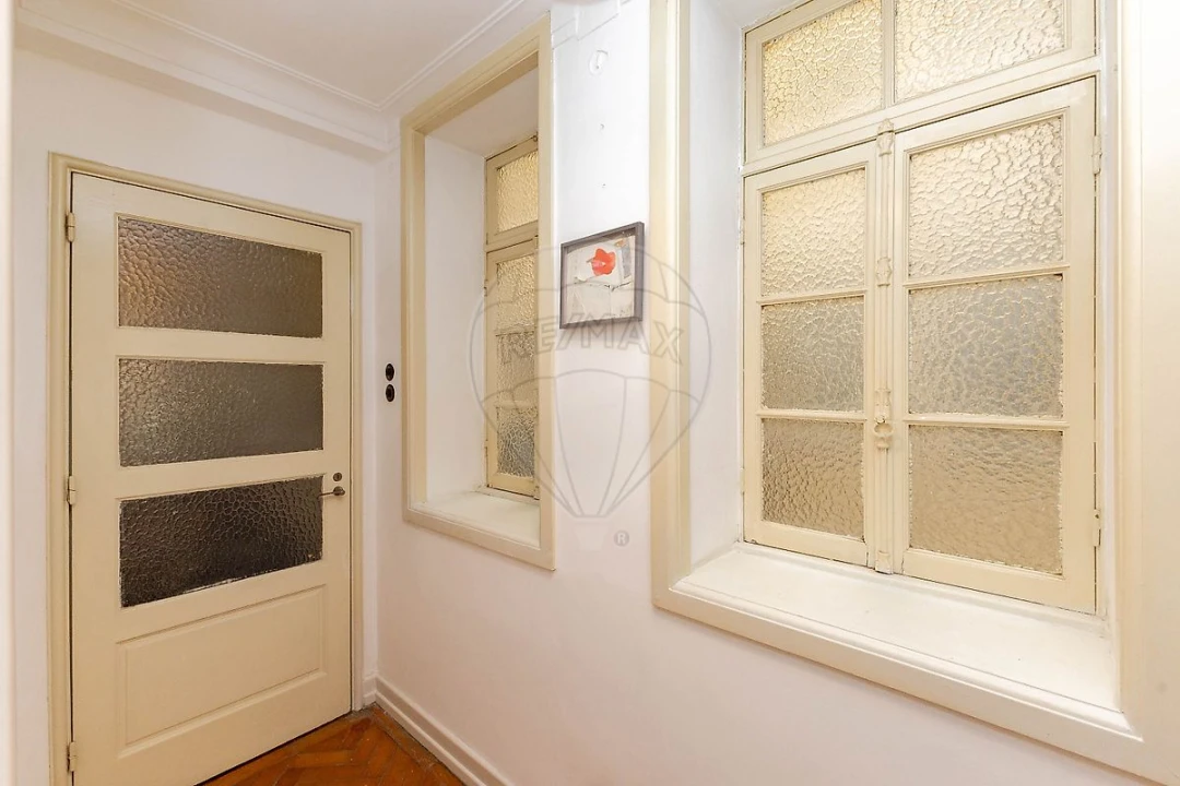 Apartamento T2 para Arrendamento em Cedofeita, Santo Ildefonso, Sé, Miragaia, São Nicolau e Vitória Foto 24