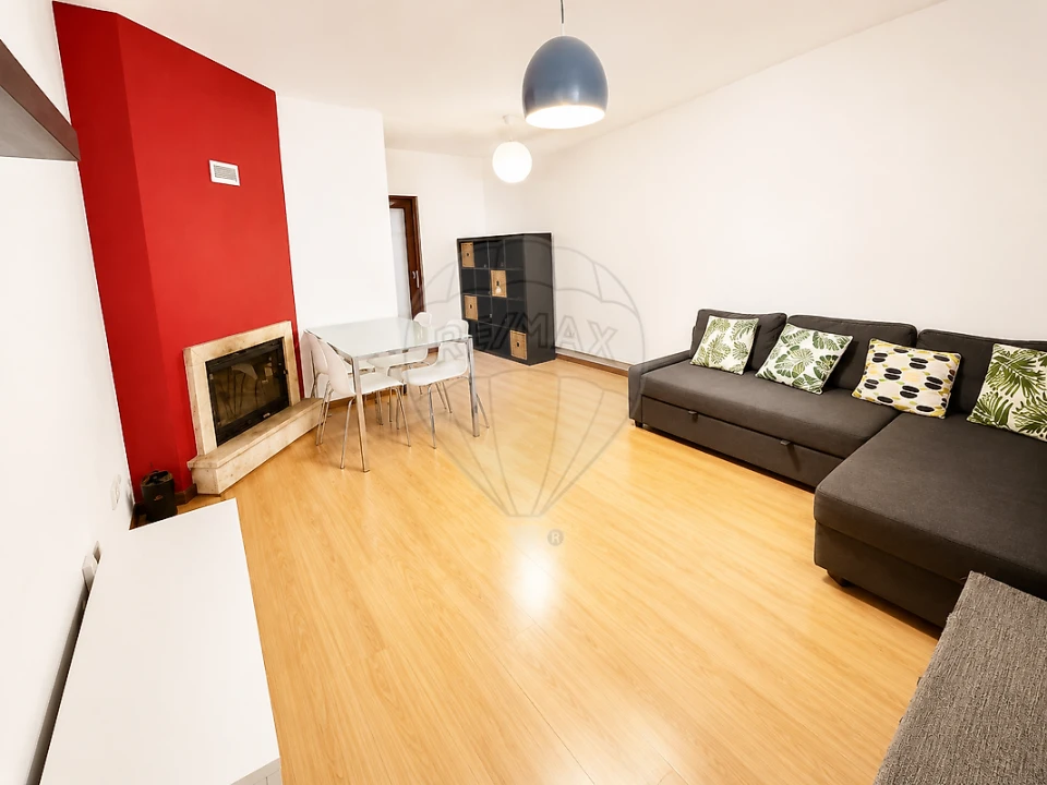 Apartamento T2 para Arrendamento em Pedroso e Seixezelo Foto 5
