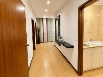 Apartamento T2 para Arrendamento em Pedroso e Seixezelo