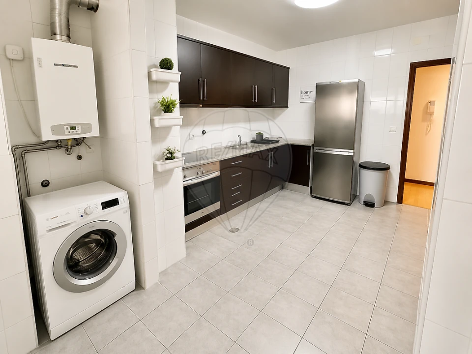 Apartamento T2 para Arrendamento em Pedroso e Seixezelo Foto 16