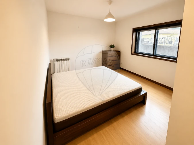 Apartamento T2 para Arrendamento em Pedroso e Seixezelo Foto 12