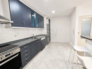 Apartamento T2 para Arrendamento em Perafita, Lavra e Santa Cruz do Bispo