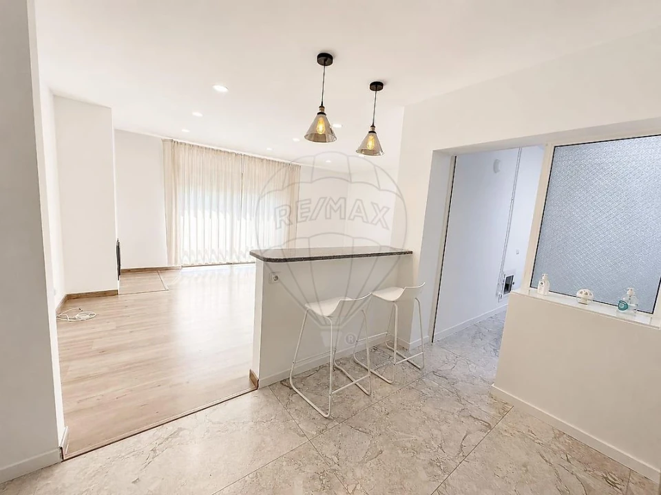 Apartamento T2 para Arrendamento em Perafita, Lavra e Santa Cruz do Bispo Foto 12