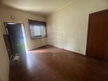 Moradia T2 para Venda em Espinho