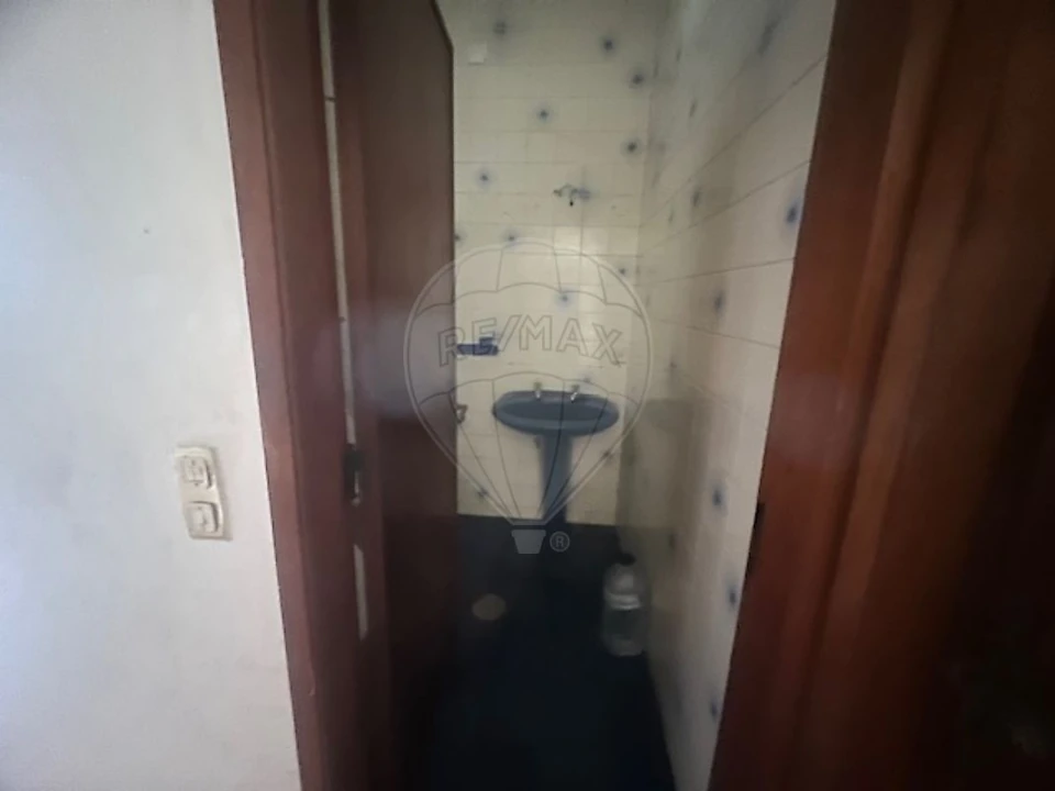 Moradia T2 para Venda em Espinho Foto 7
