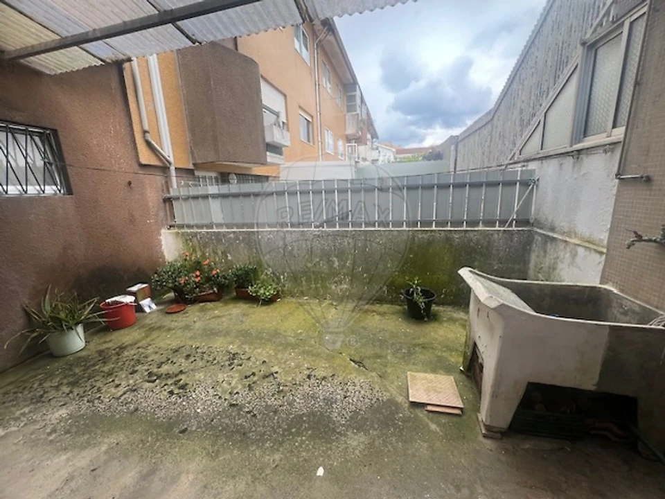 Moradia T2 para Venda em Espinho Foto 4