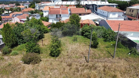 Moradia T3 para Venda em Mozelos