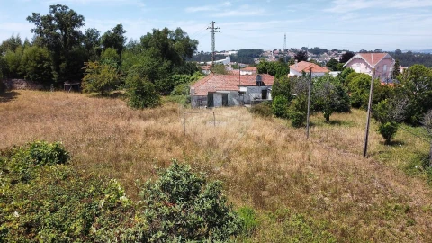 Moradia T3 para Venda em Mozelos