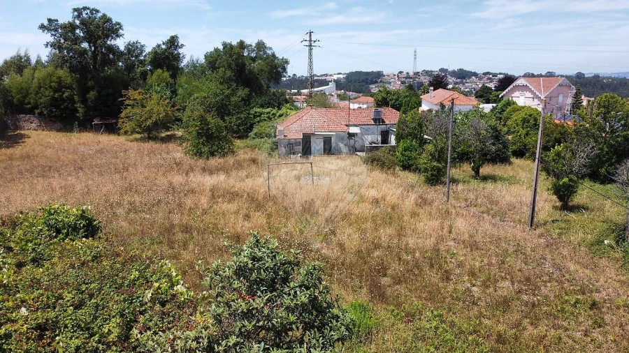 Moradia T3 para Venda em Mozelos Foto 7